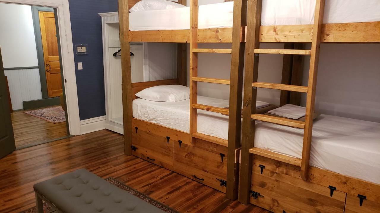 Hostel Auberge Кларксдейл Екстериор снимка